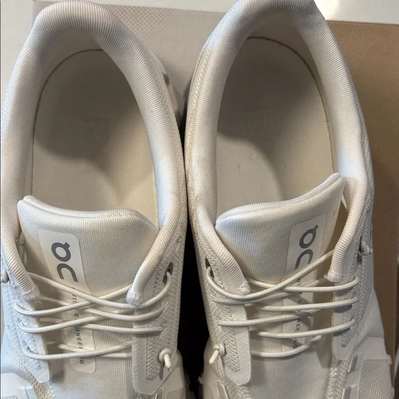 On Cloud White Running Sneakers - Picture 6 of 11